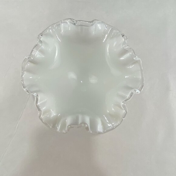 Vintage Fenton Silver Crest Milk Glass Pedestal Bowl Candy Dish 7 Inch - Picture 5 of 8